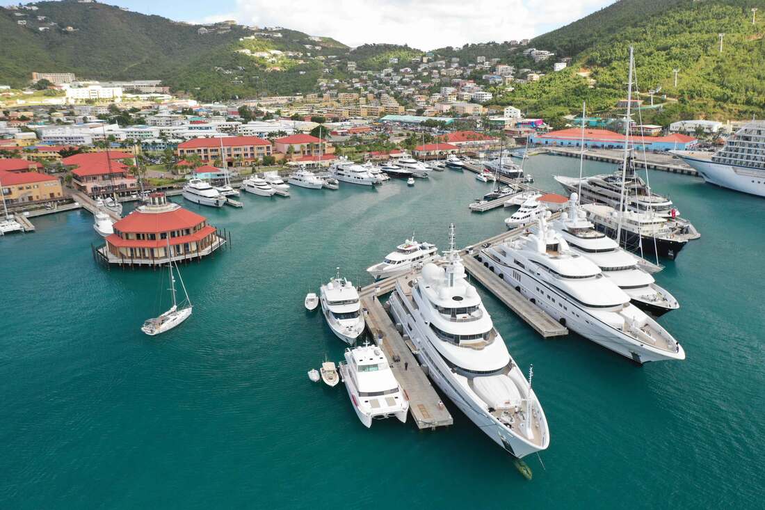 The Shops in Yacht Haven St Thomas (USVI) Cruise Port Guide